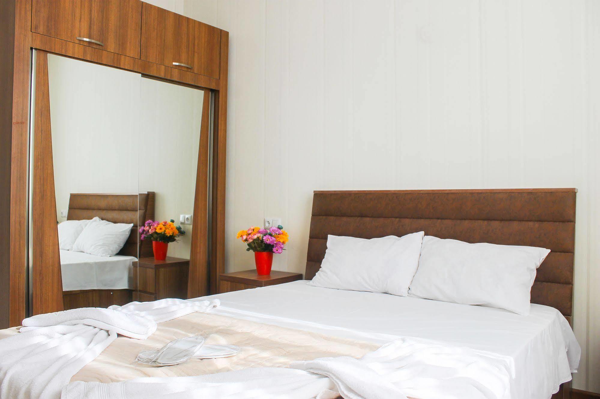 Hotel Residence Hill Тбилиси Экстерьер фото