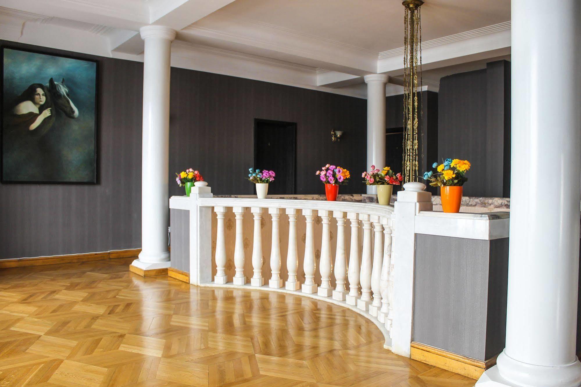 Hotel Residence Hill Тбилиси Экстерьер фото